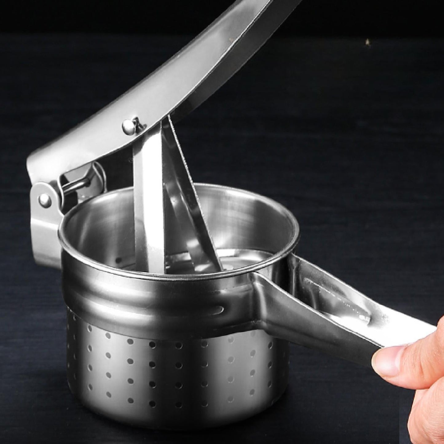 Ralador de Batatas em Aço Inoxidável